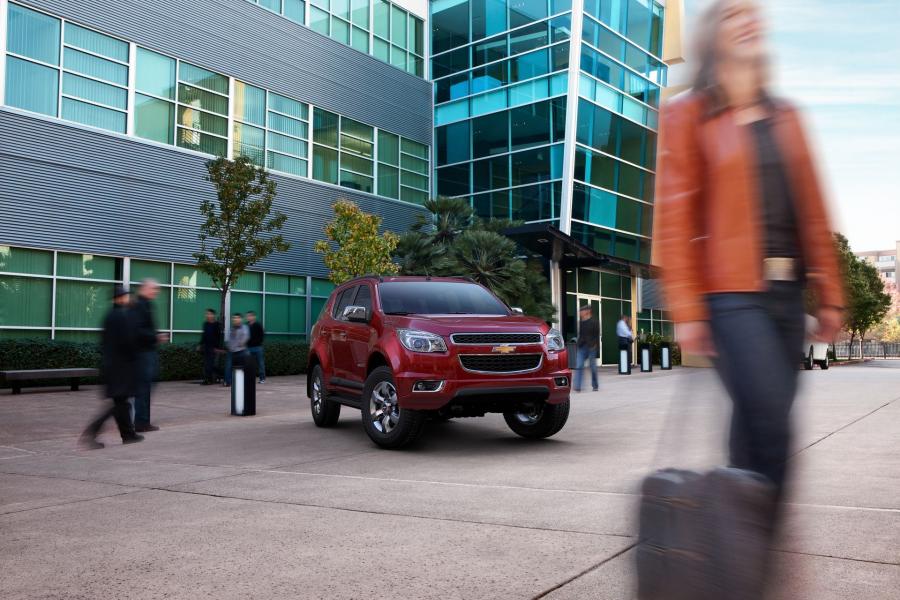  Chevrolet Trailblazer 2013 года  (фото 3 из 11)